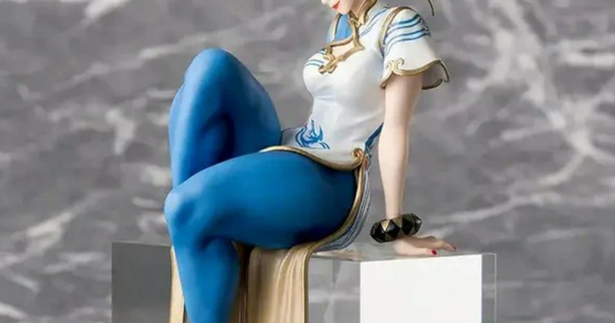 【悲報】カプコン春麗の公式フィギュアでふざけてしまう