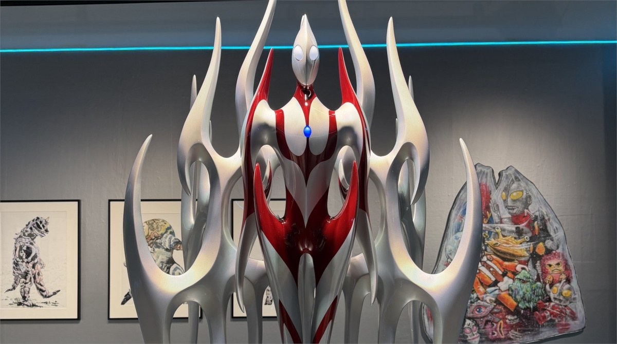【画像】最新のウルトラマンがこちらｗｗｗｗｗｗｗｗｗｗｗ